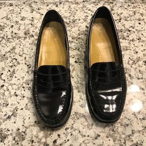 Weejuns Black Patton leather penny loafers